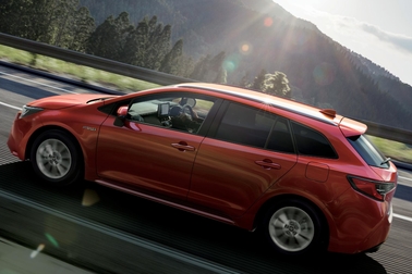 HYBRID S(2WD)